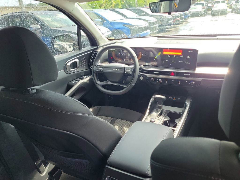 New 2026 Kia Sorento LX FWD image 13
