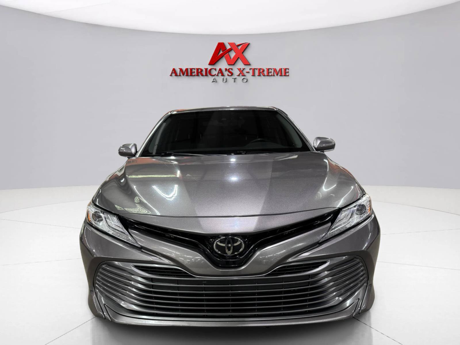 Used 2020 Toyota Camry XLE FWD image 10