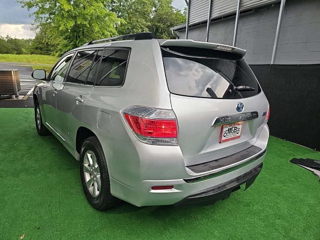 Used 2013 Toyota Highlander 4WD Hybrid image 8