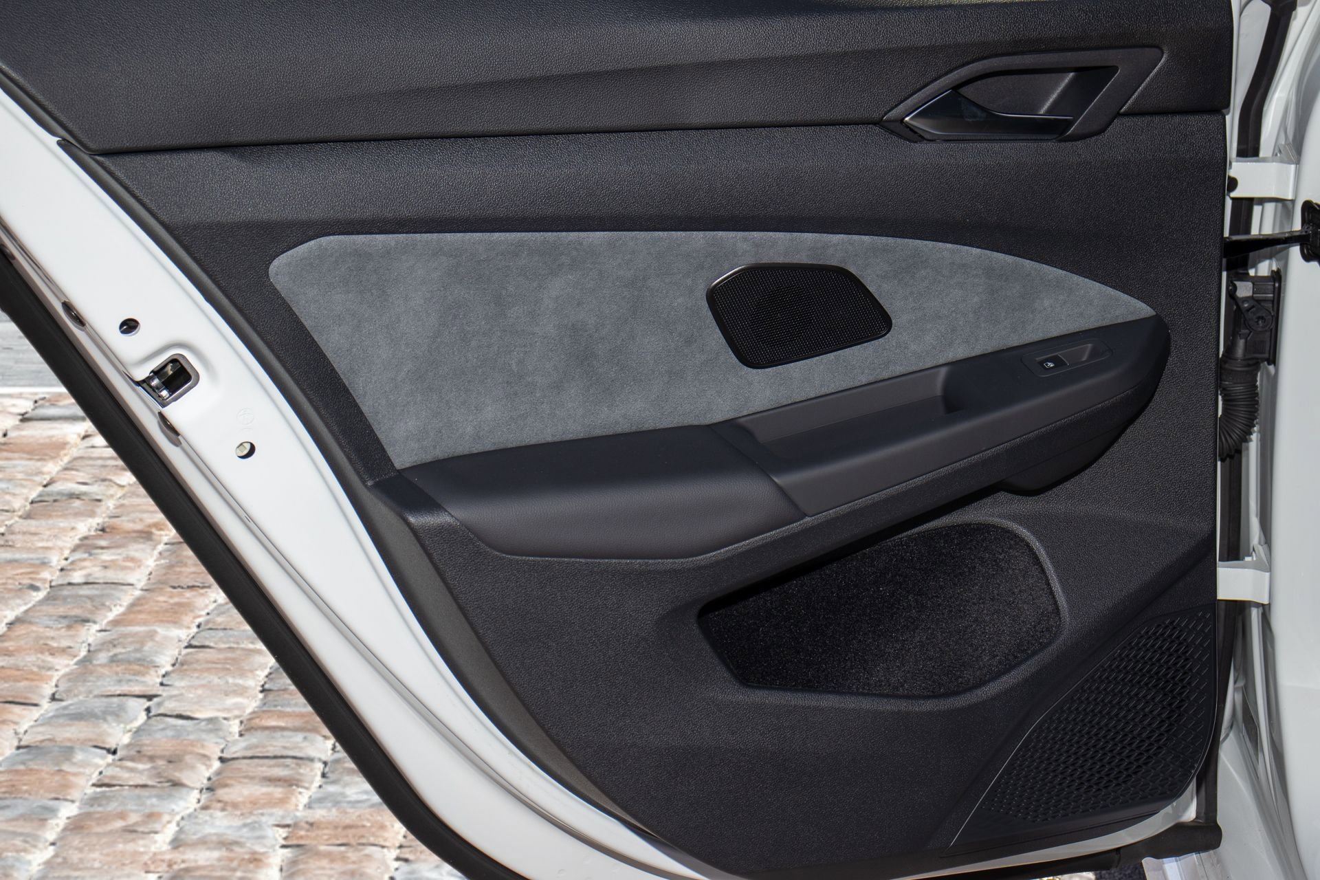 Used 2025 Volkswagen Golf w/ Euro Style Package image 15