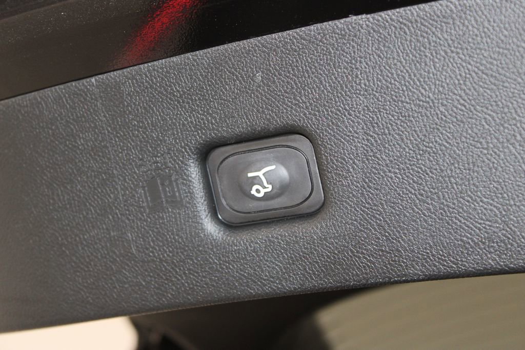 Used 2023 Lincoln Nautilus Black Label w/ Cargo Utility Package image 16