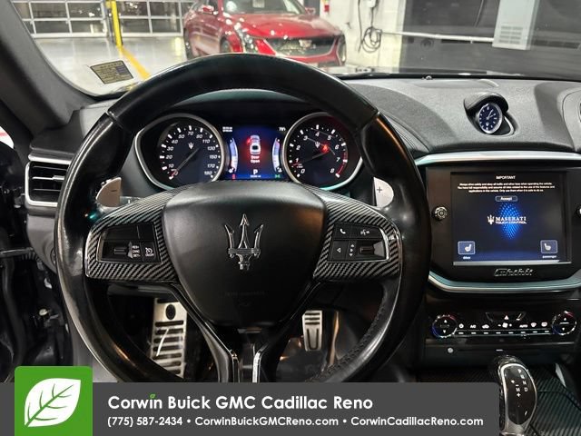 Used 2016 Maserati Ghibli S Q4 AWD/4WD image 16