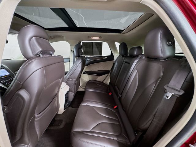 Used 2018 Lincoln MKC Reserve image 29
