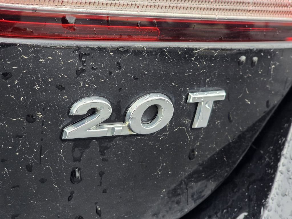 Used 2013 Volkswagen CC R-Line image 25