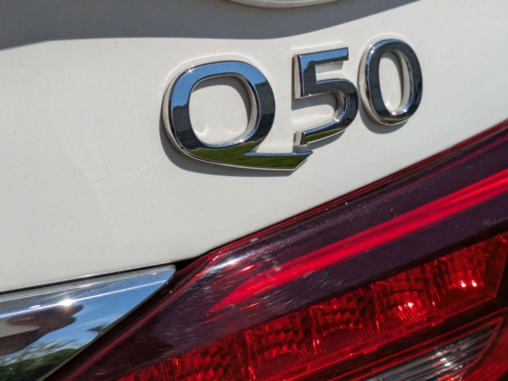 Used 2022 INFINITI Q50 Luxe w/ Cargo Package AWD/4WD image 10