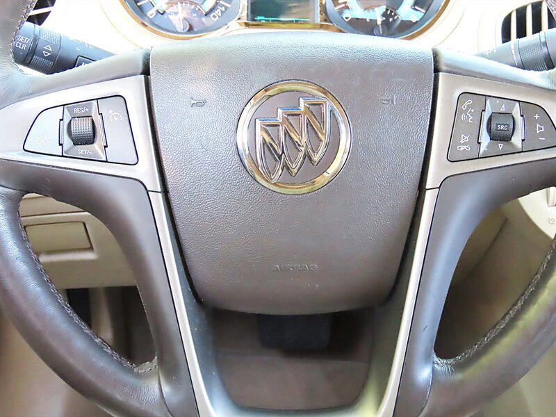 Used 2010 Buick LaCrosse CXL w/ Luxury Package FWD image 12