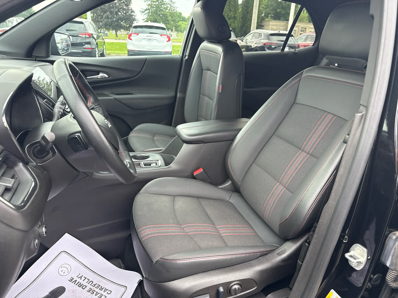 Certified 2023 Chevrolet Equinox RS FWD image 11
