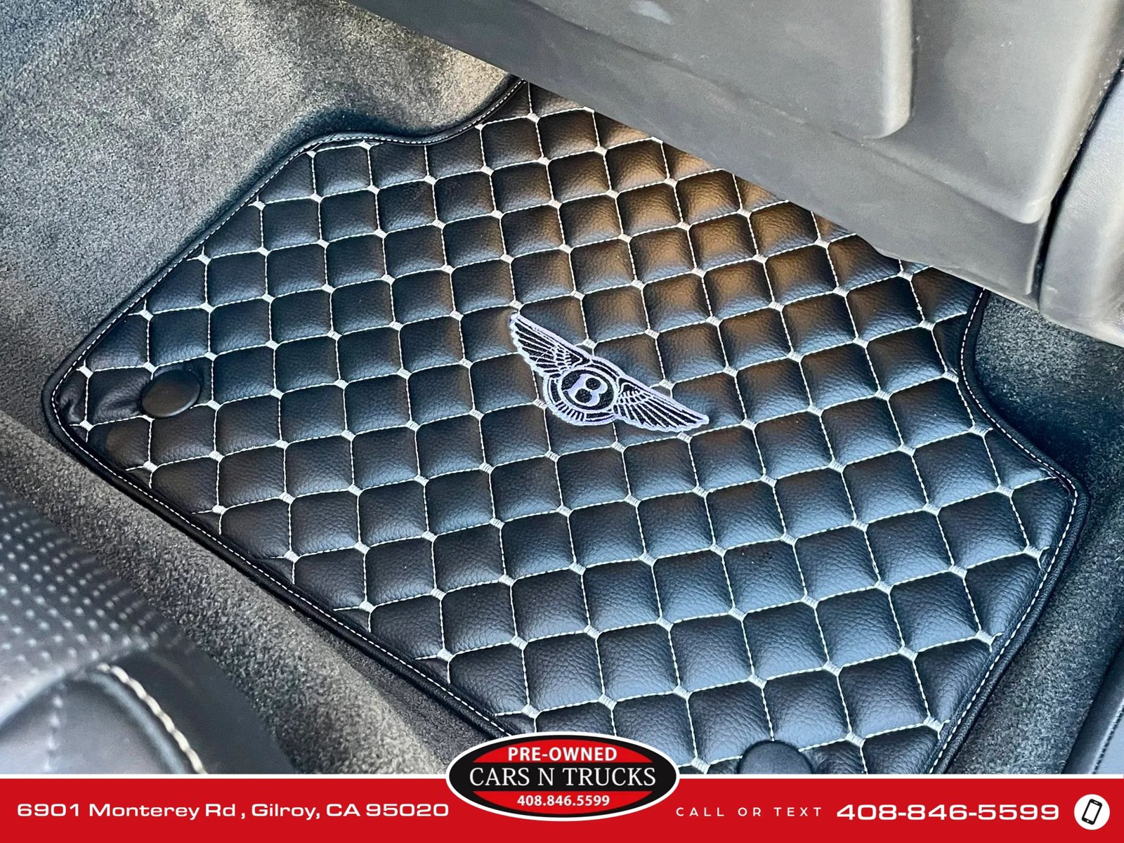 Used 2018 Bentley Bentayga AWD/4WD image 15
