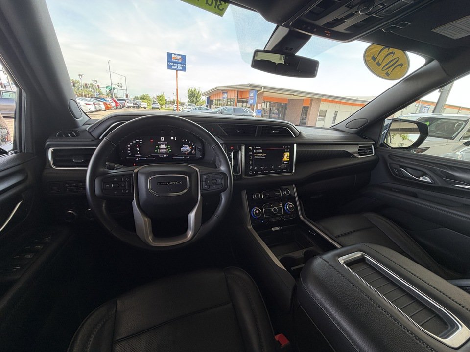 Used 2022 GMC Yukon Denali AWD/4WD image 14