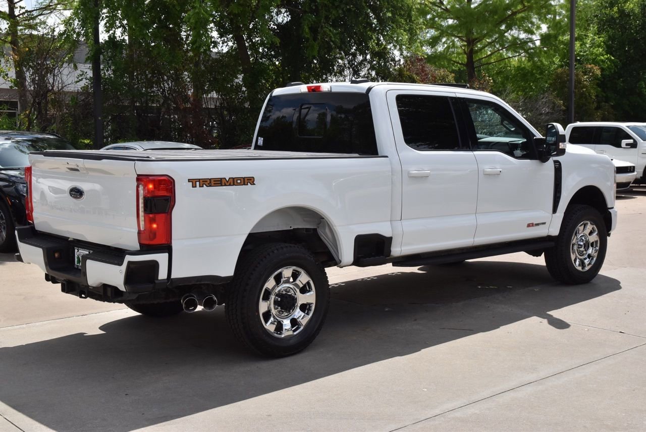 Used 2023 Ford F250 Lariat w/ Lariat Ultimate Package AWD/4WD image 7