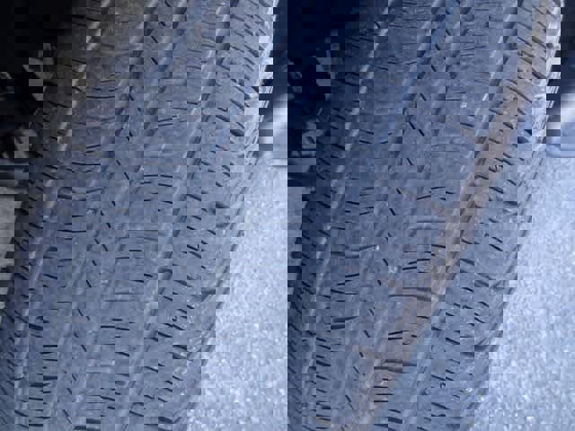 Used 2022 RAM 1500 Classic SLT image 31