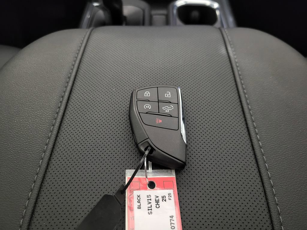 Used 2025 Chevrolet Silverado 1500 LTZ w/ LTZ Premium Package image 54