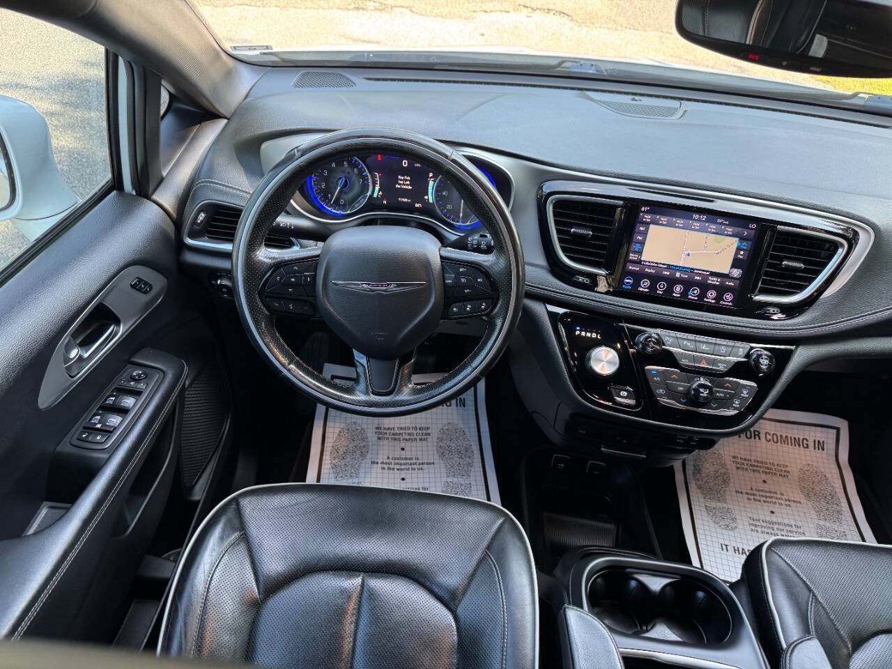Used 2019 Chrysler Pacifica Limited w/ Advanced Safetytec Group FWD image 50