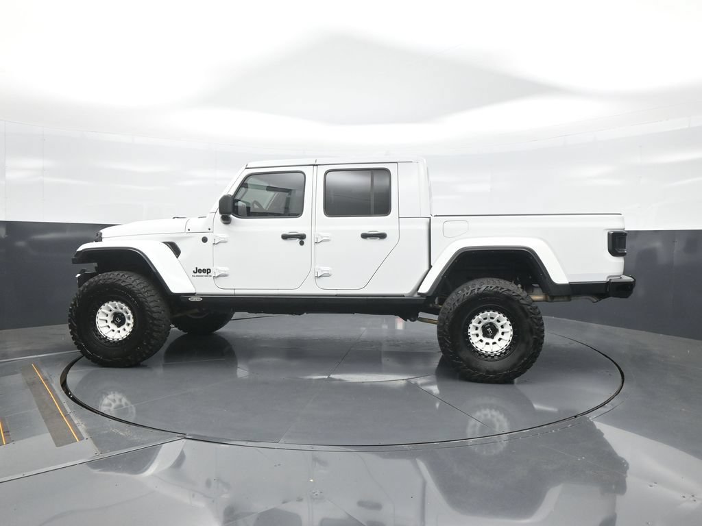 Used 2024 Jeep Gladiator Sport AWD/4WD image 4