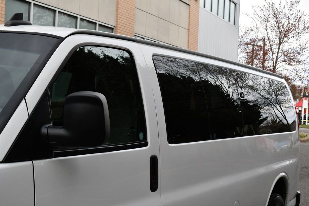 Used 2022 Chevrolet Express 3500 LS image 6