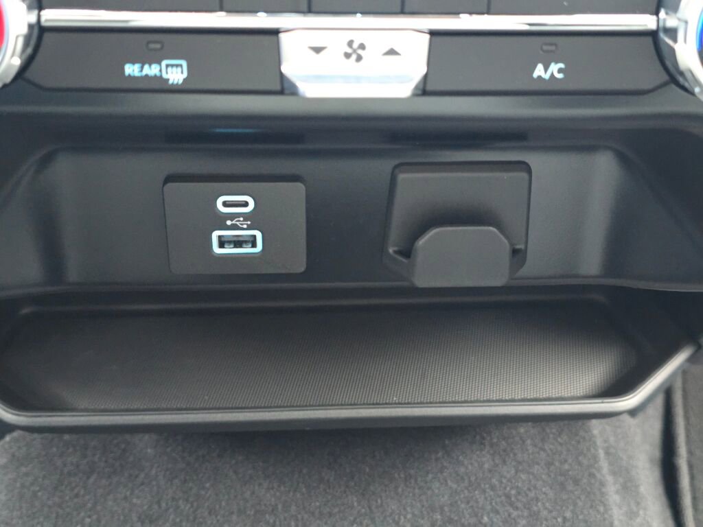 Used 2024 Ford F150 XLT w/ Tow/Haul Package image 29