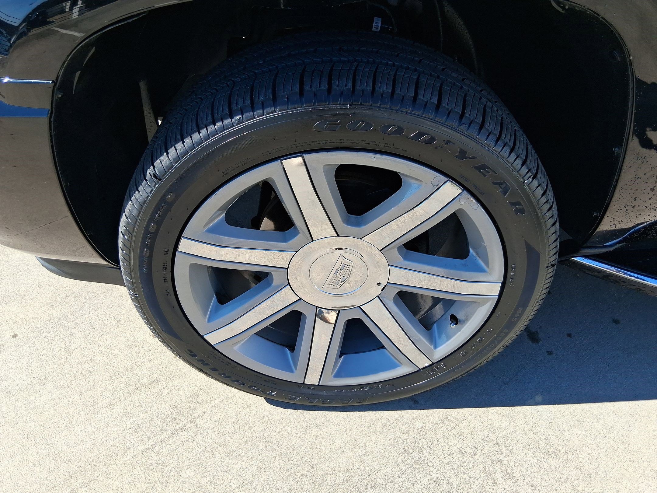 Used 2008 Cadillac Escalade EXT AWD/4WD image 10
