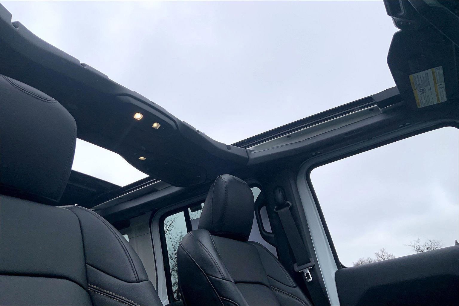 Certified 2025 Jeep Wrangler Sahara image 12