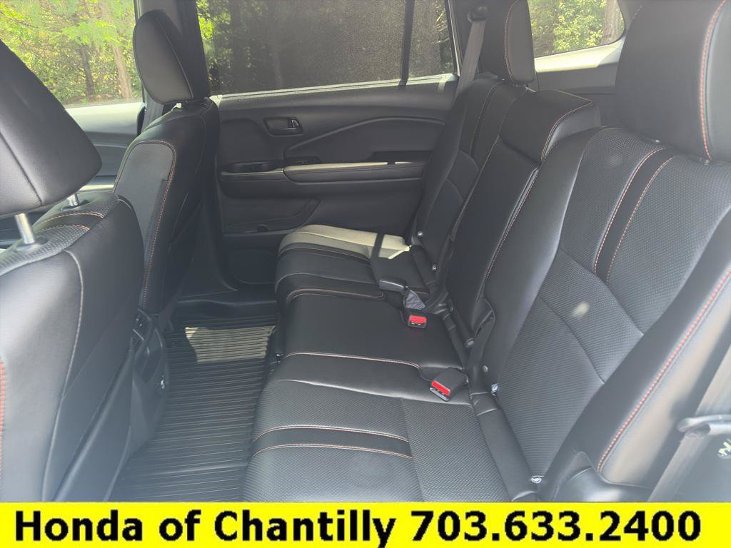 Used 2023 Honda Passport TrailSport image 28