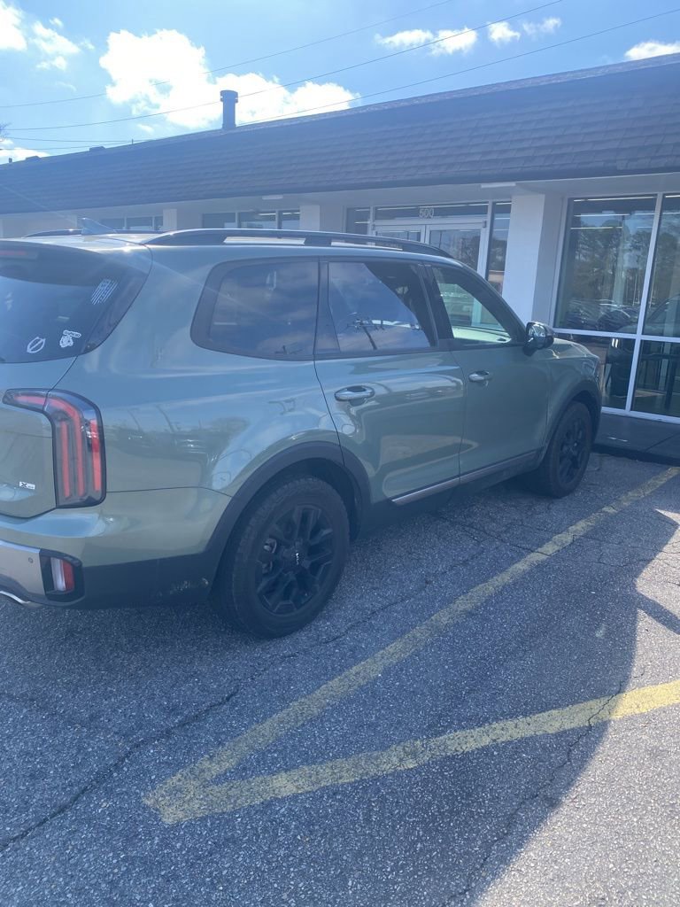 Used 2023 Kia Telluride SX Prestige X-Pro image 3