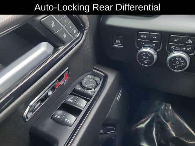 Used 2022 GMC Sierra 1500 AT4 w/ Technology Package image 37