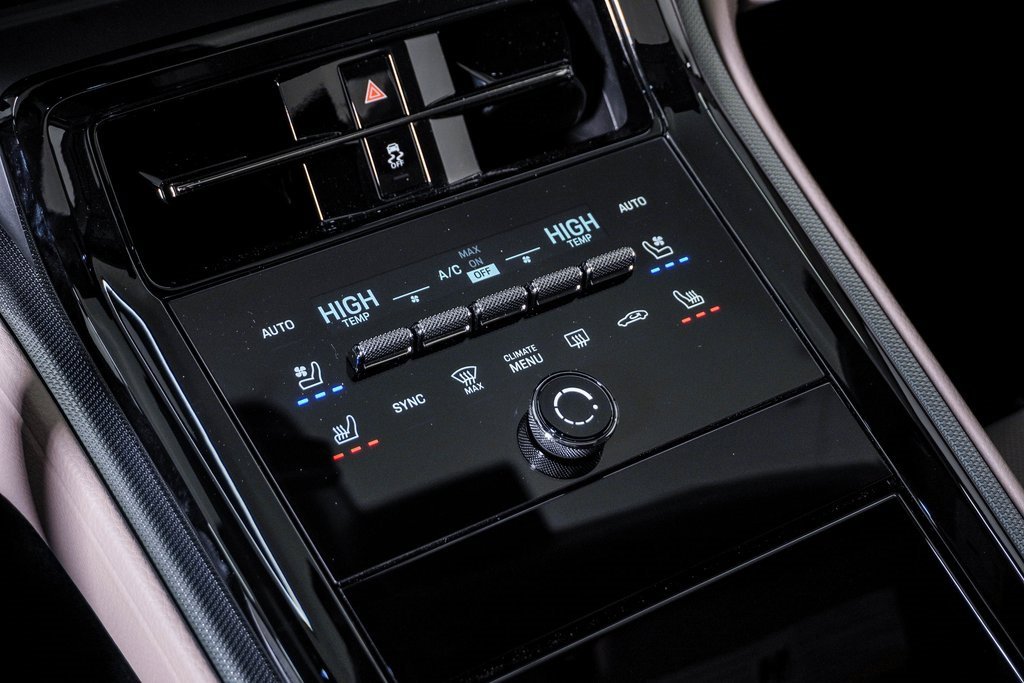 New 2026 Porsche Panamera 4 image 24