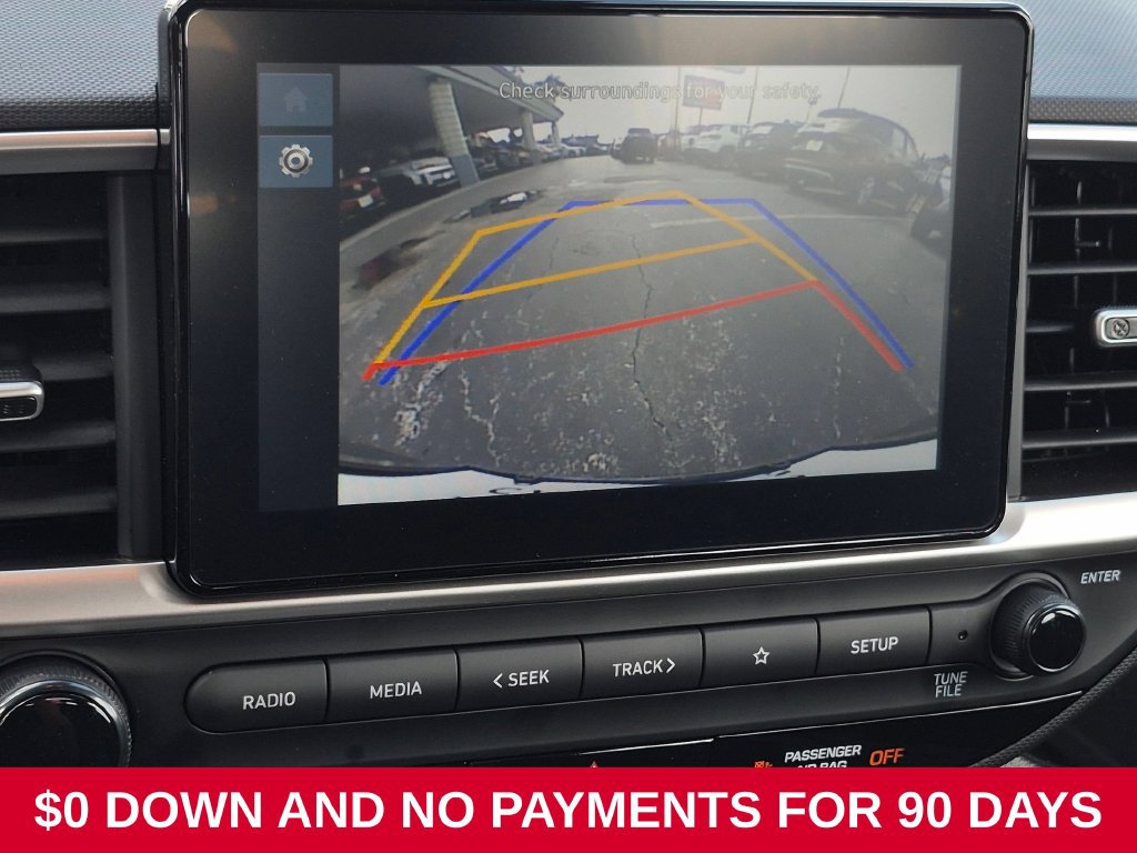 Used 2026 Hyundai Venue SEL FWD image 14