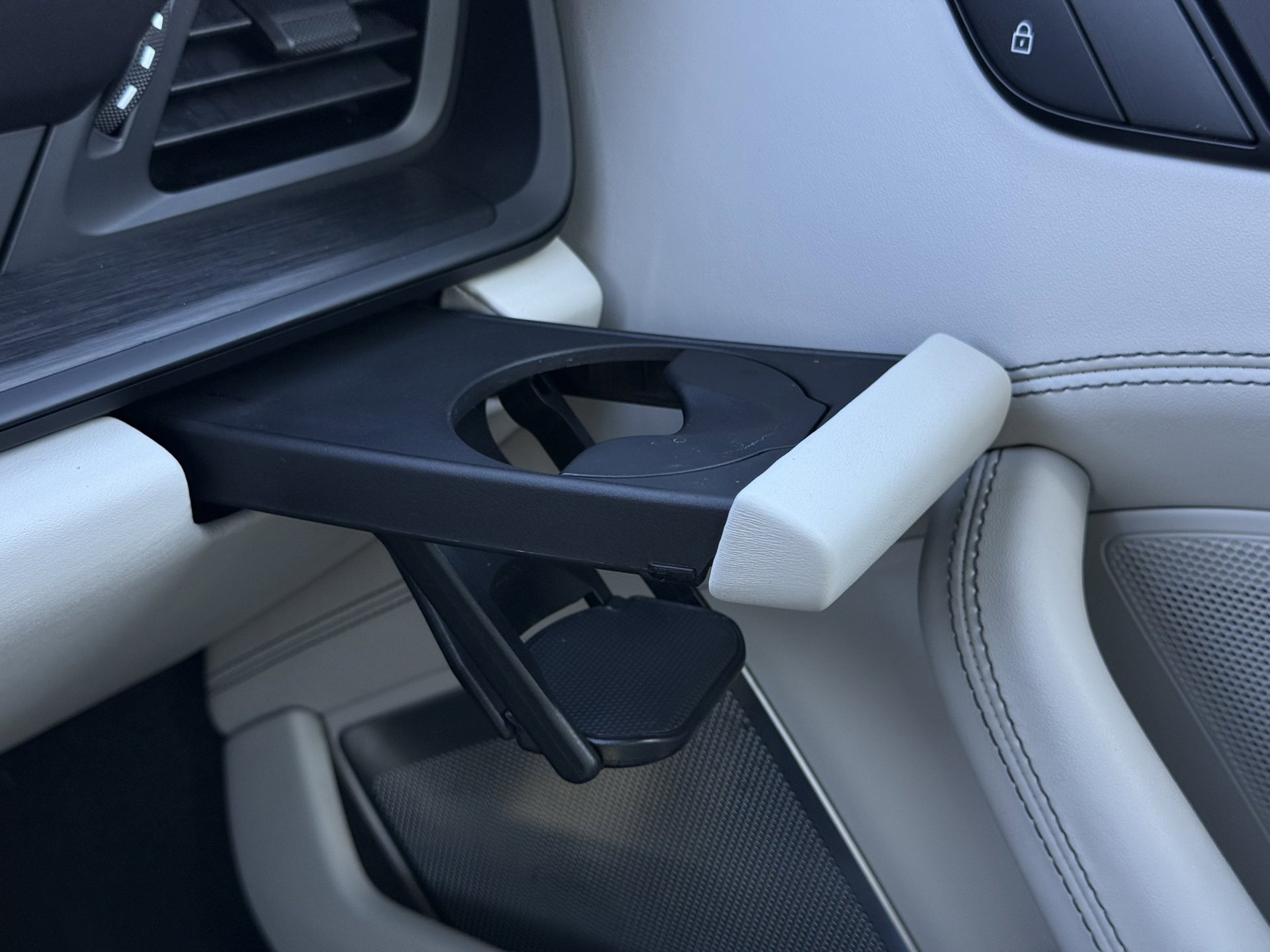 Certified 2024 Porsche 911 Targa 4 GTS image 25