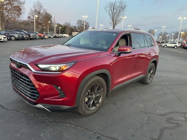 Used 2025 Toyota Grand Highlander FWD image 7