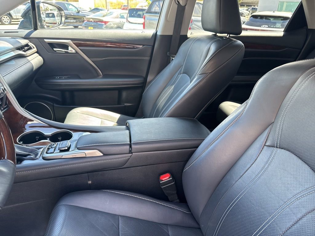 Used 2017 Lexus RX 350 FWD w/ Premium Package image 4