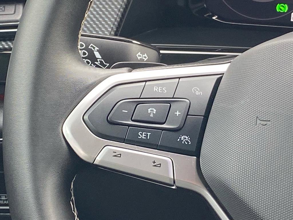 Certified 2025 Volkswagen Atlas Cross Sport SEL image 6