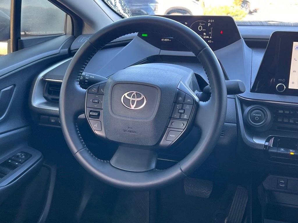 Used 2025 Toyota Prius LE image 15
