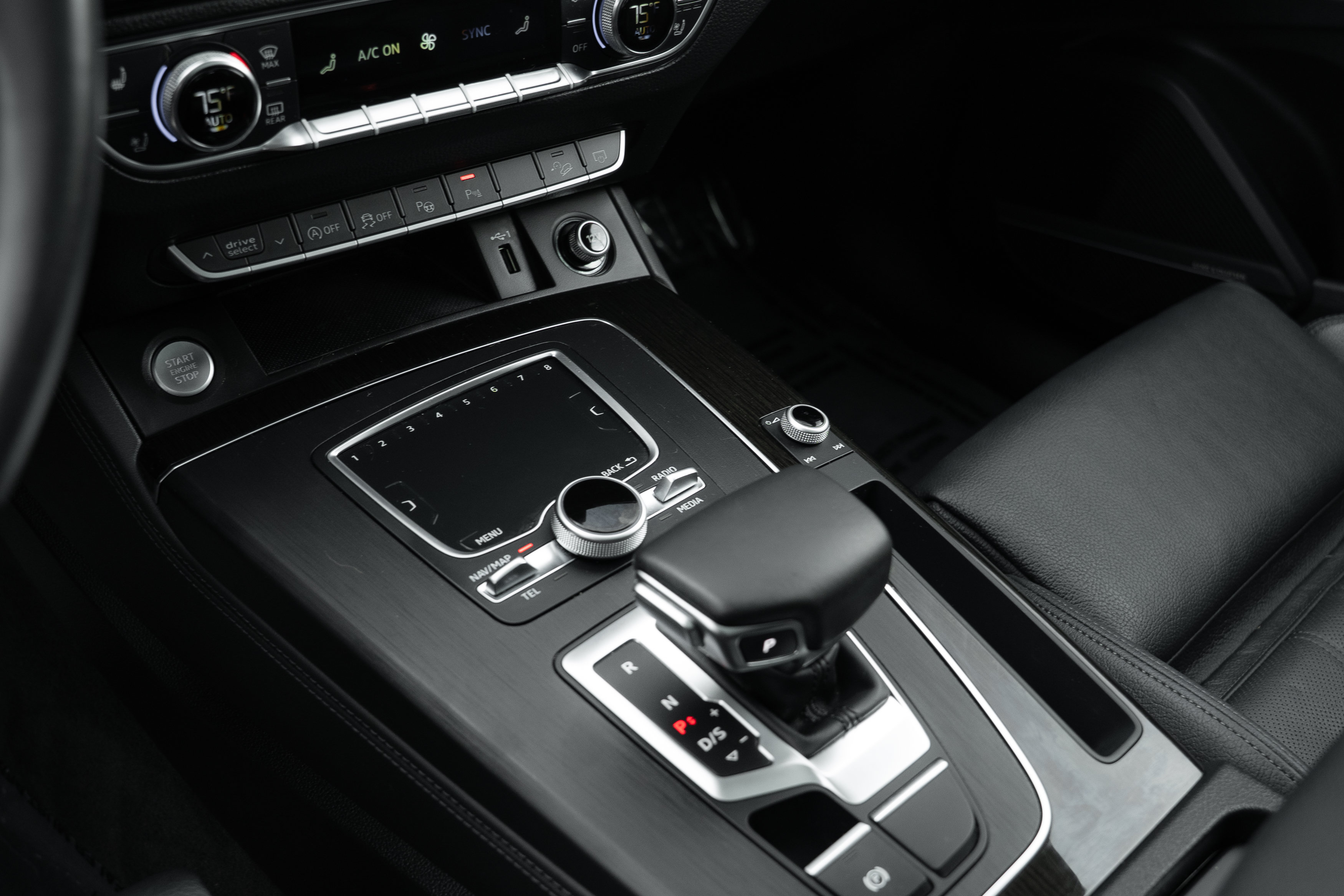 Used 2019 Audi Q5 Prestige w/ Prestige Package AWD/4WD image 14