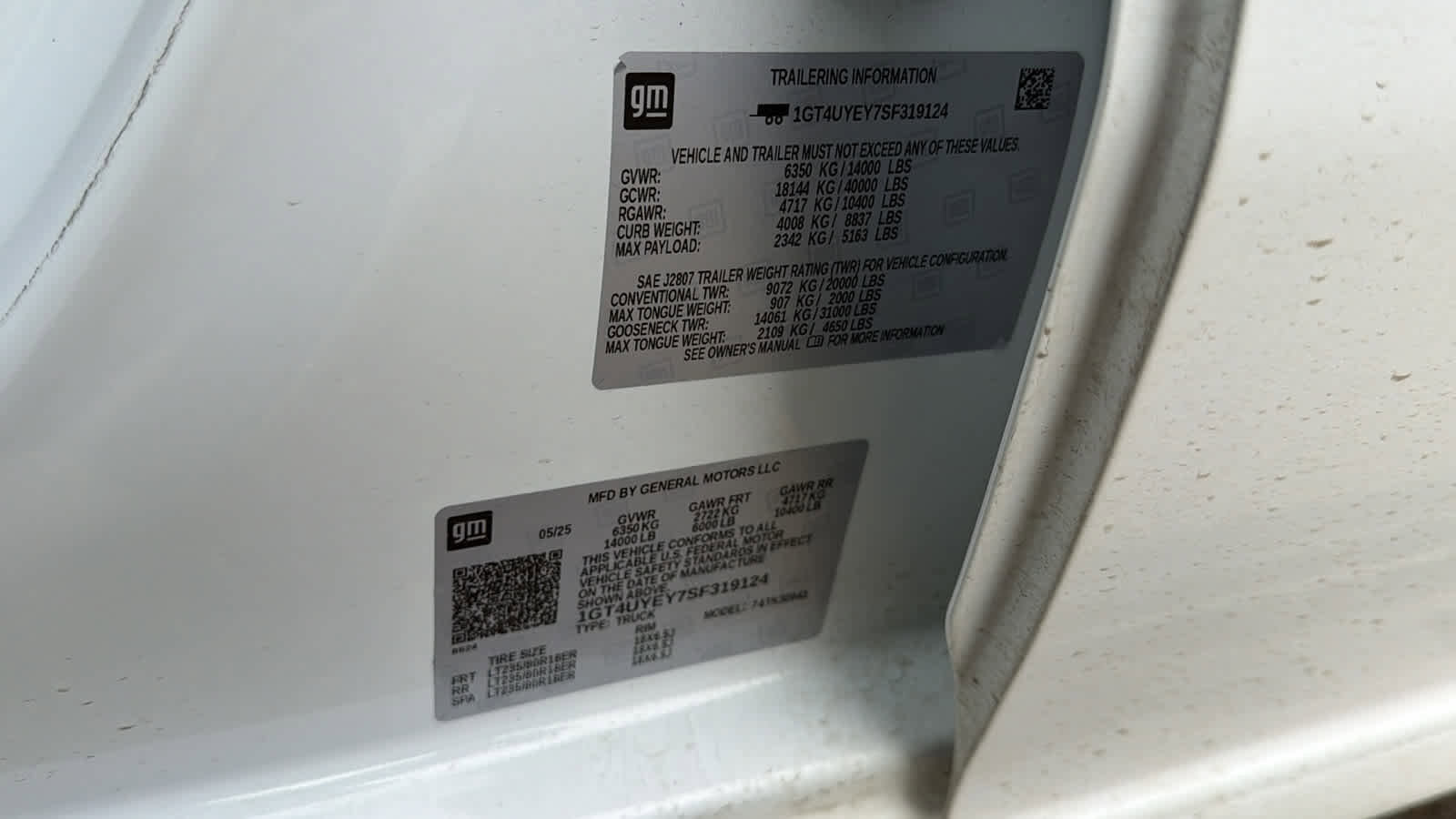 Used 2025 GMC Sierra 3500 Denali Ultimate image 21