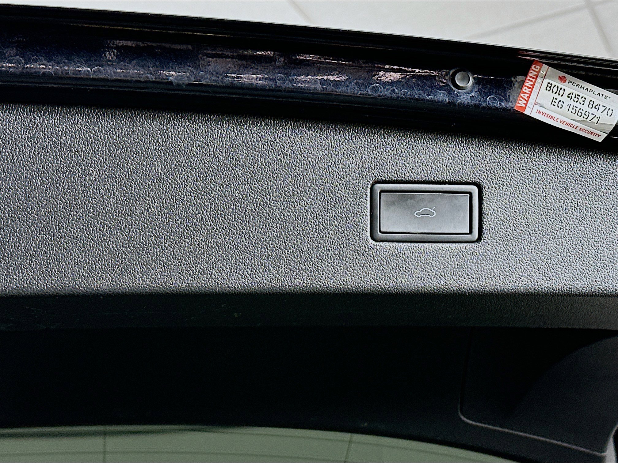 Used 2022 Volkswagen Tiguan SE R-Line image 31