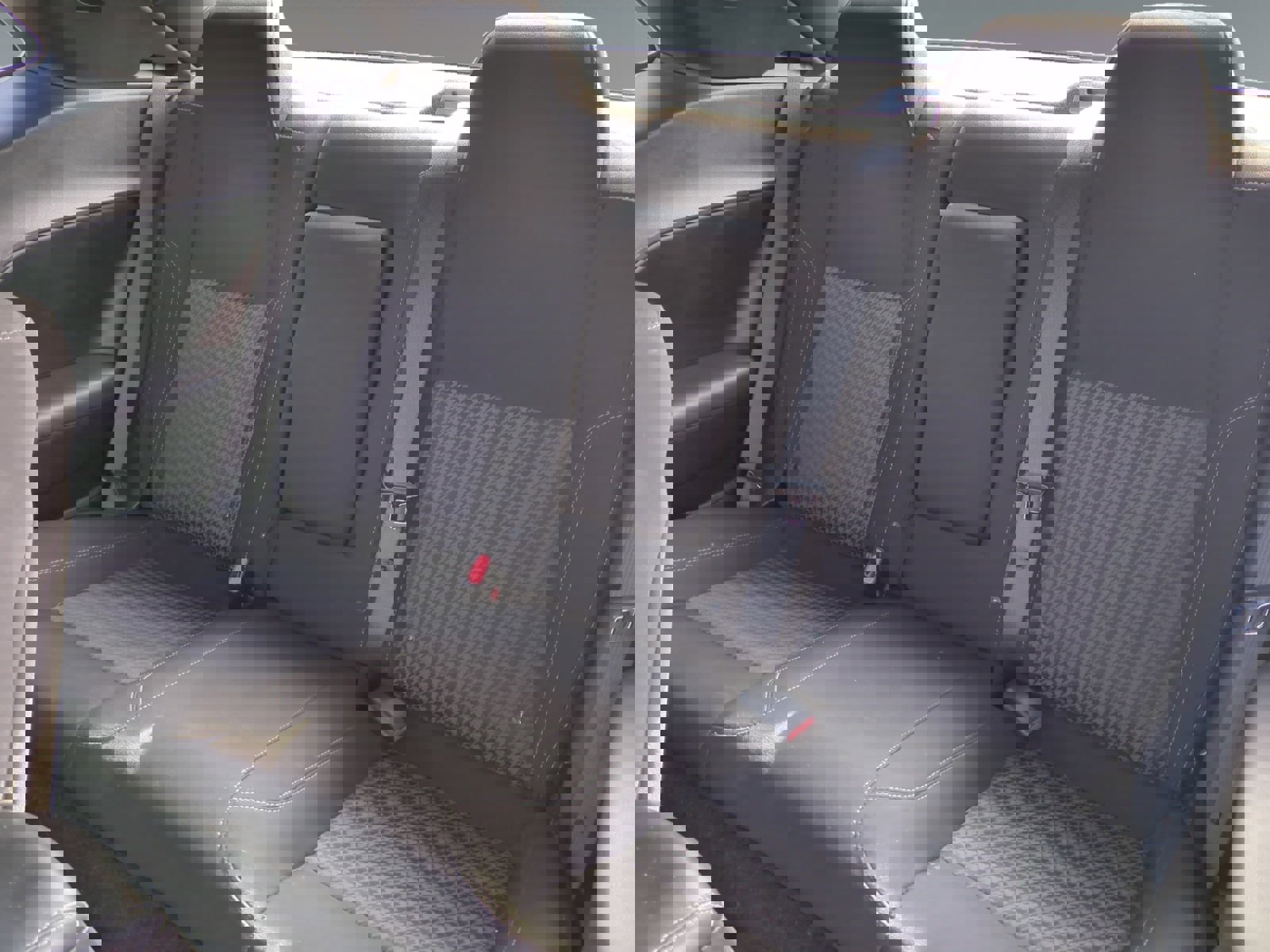 Used 2023 Dodge Challenger SXT image 25