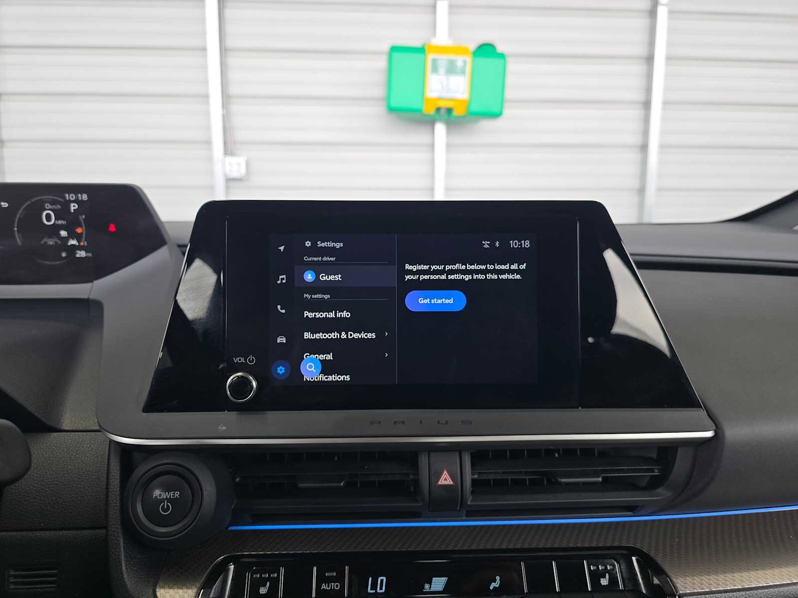 Used 2025 Toyota Prius XLE FWD image 28