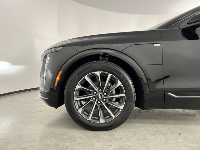 Certified 2026 Cadillac Lyriq Sport AWD/4WD image 34