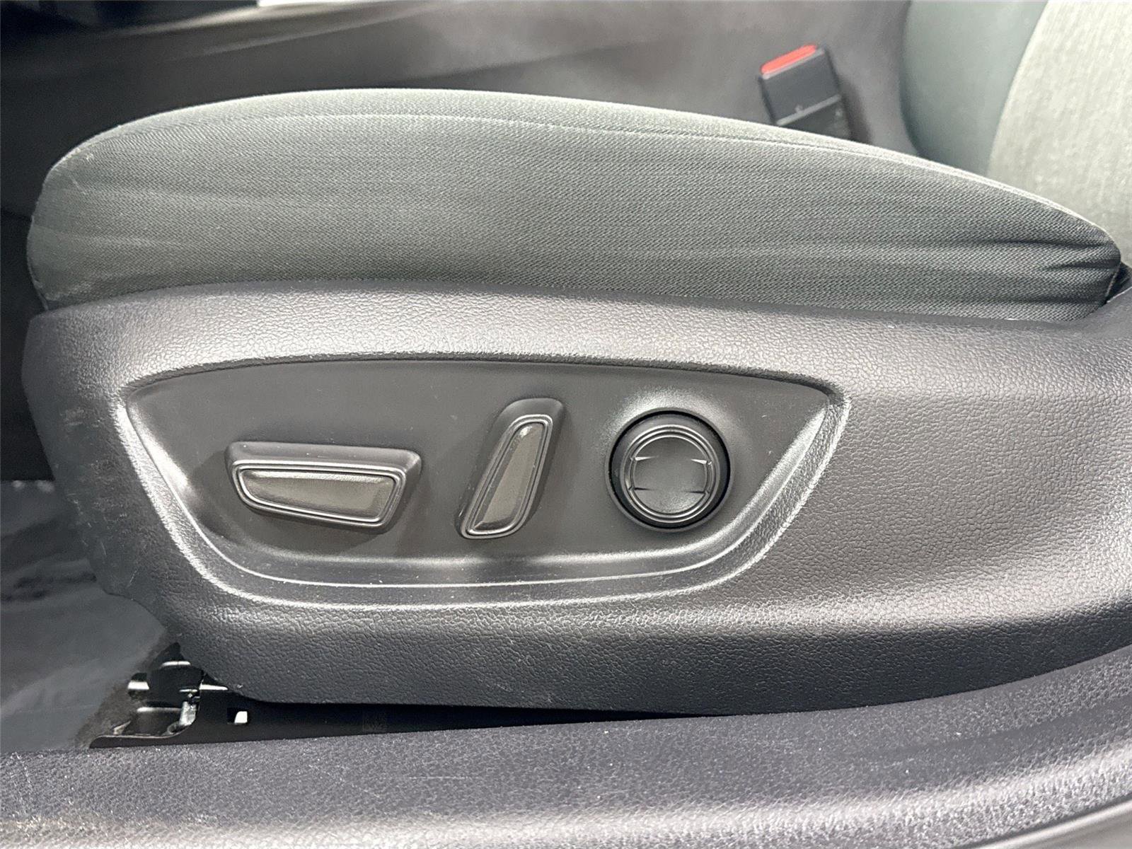 Certified 2023 Toyota Camry LE image 24