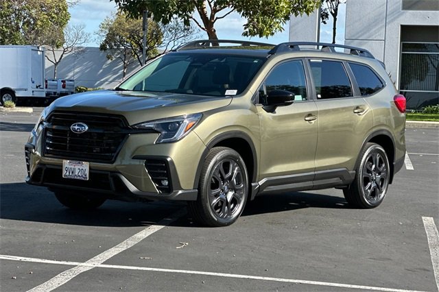 Certified 2025 Subaru Ascent Bronze Edition image 8