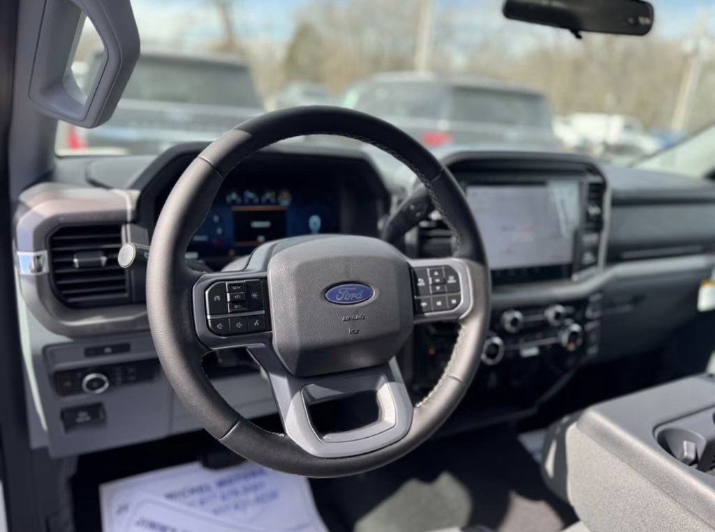 New 2025 Ford F150 XLT w/ Equipment Group 301A Standard image 6