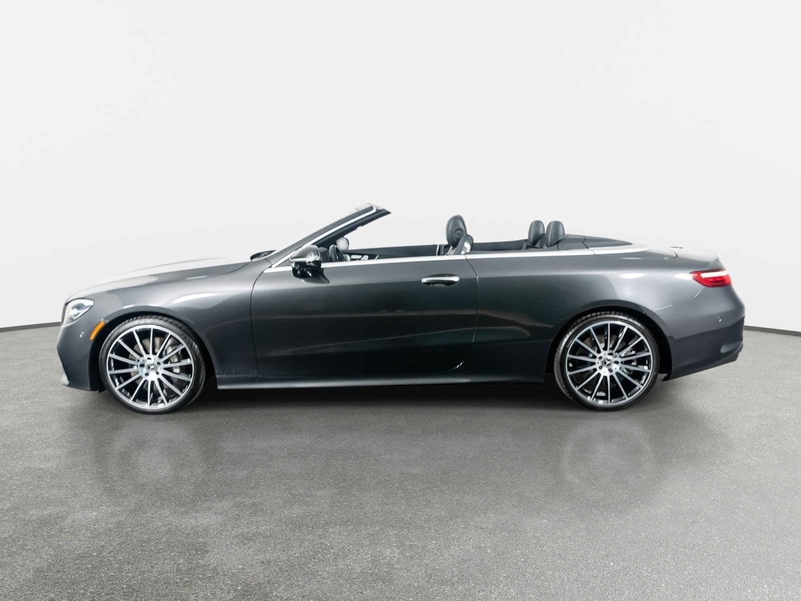 Used 2023 Mercedes-Benz E 450 Cabriolet w/ AMG Line image 17
