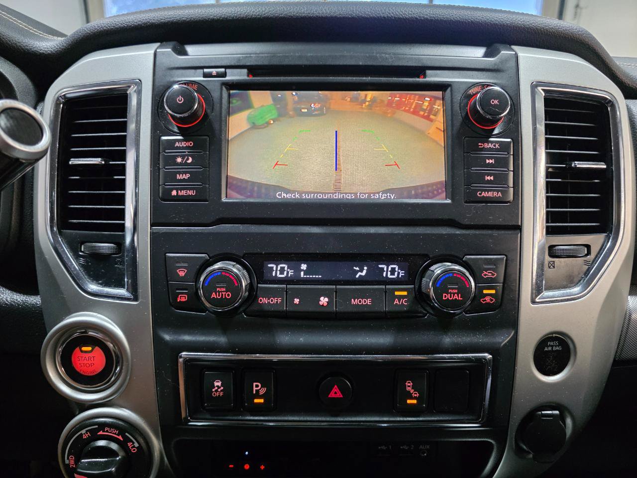 Used 2019 Nissan Titan PRO-4X AWD/4WD image 32