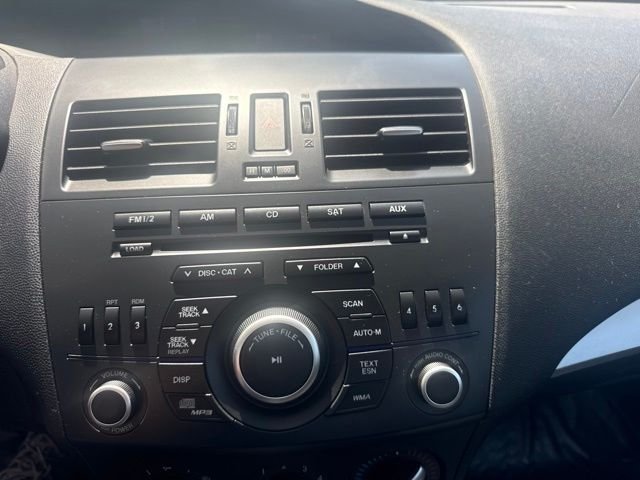 Used 2013 MAZDA MAZDA3 i Sport FWD image 15