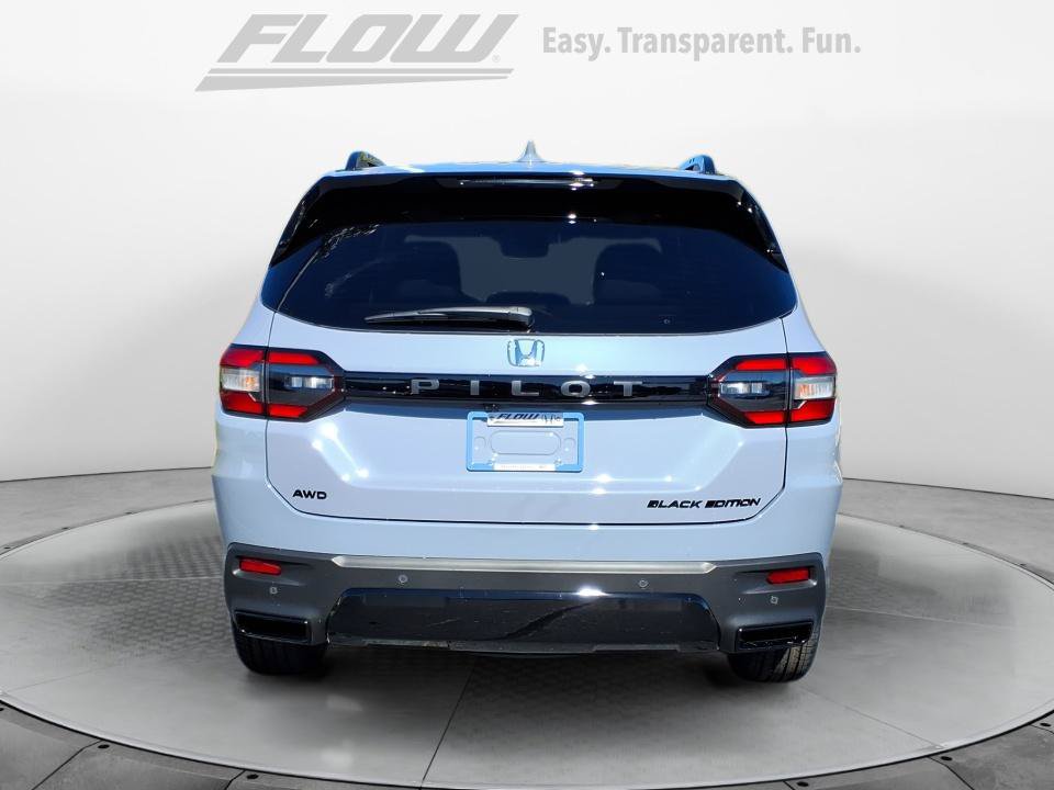 New 2026 Honda Pilot Black Edition image 6