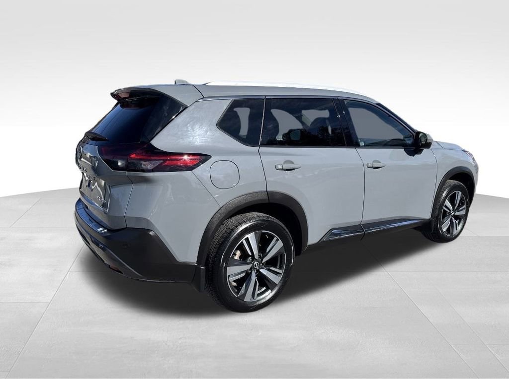 Used 2023 Nissan Rogue SL image 36