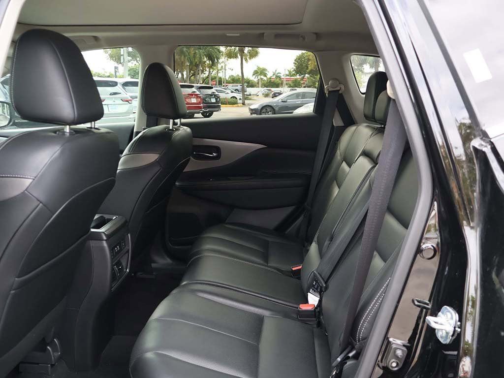 Used 2024 Nissan Murano SL image 39