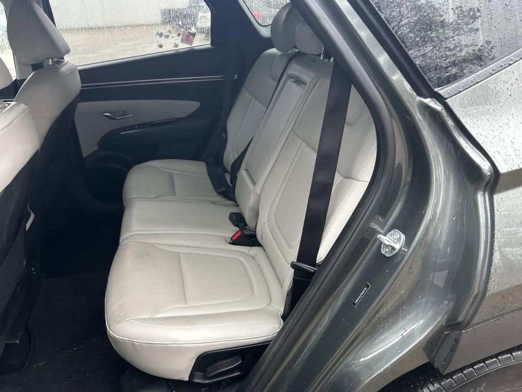 Used 2022 Hyundai Tucson Limited w/ Cargo Package image 18