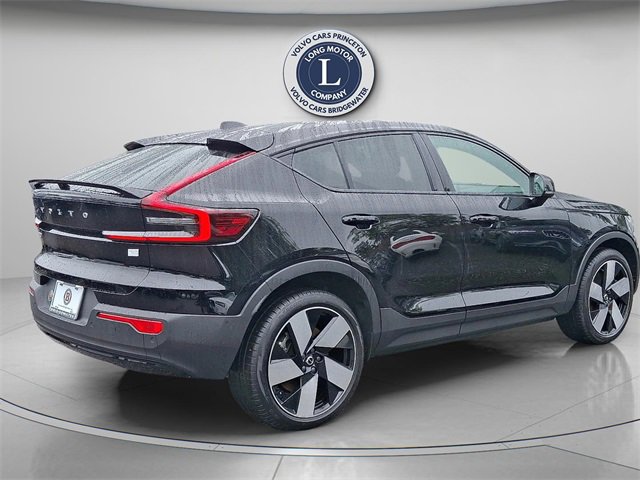 Certified 2022 Volvo C40 P8 Recharge Ultimate image 7