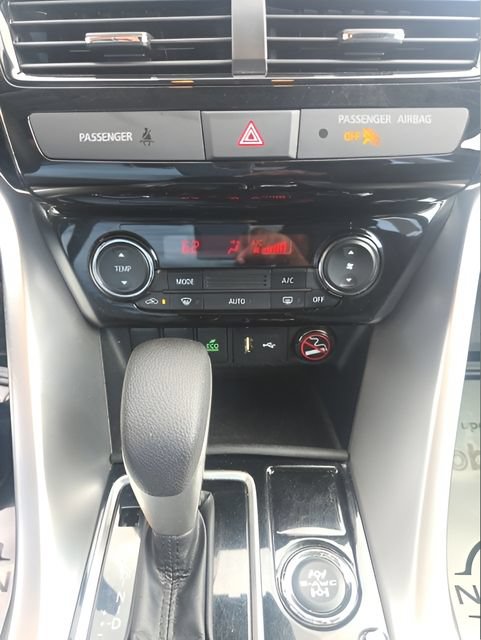 Used 2023 Mitsubishi Eclipse Cross ES AWD/4WD image 17